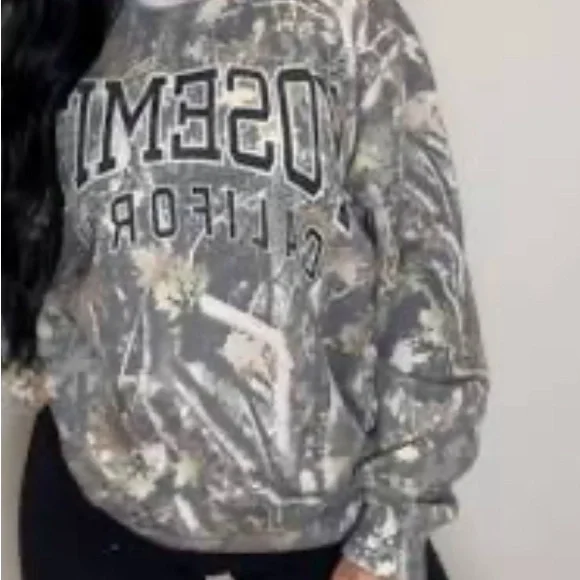 Yosemite Camouflage Men's Sweater - Picture 2 of 4